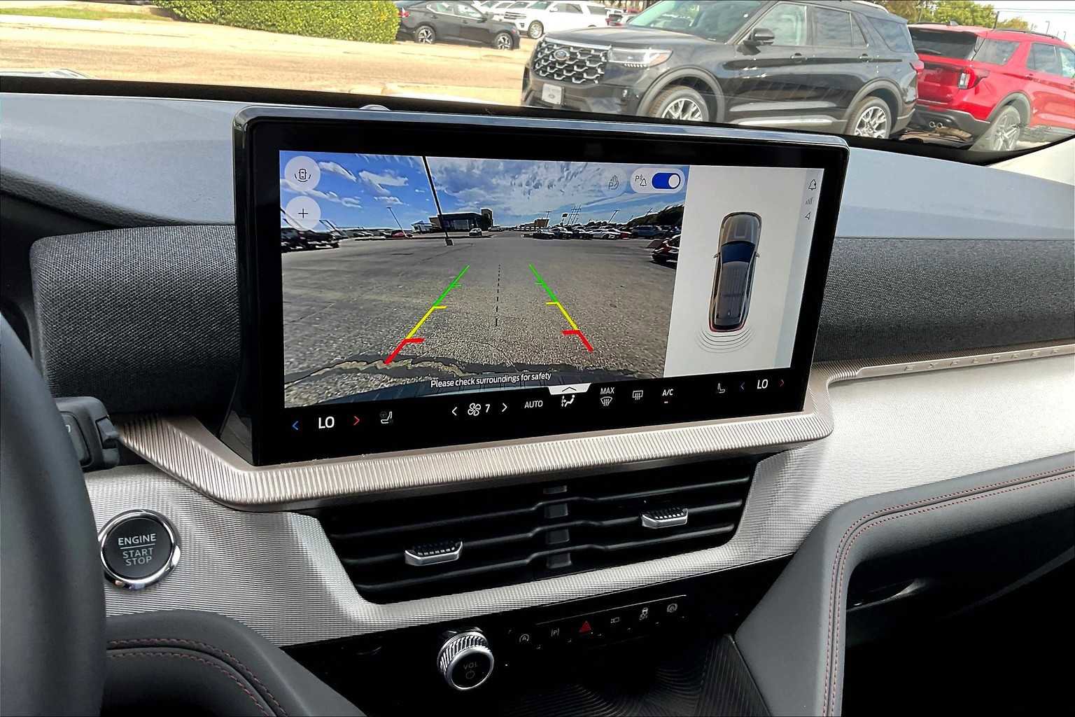 New 2025 Ford Explorer Active w/ Active Comfort Package image 16