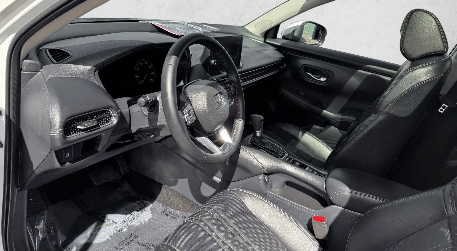 Used 2026 Honda HR-V EX-L image 11