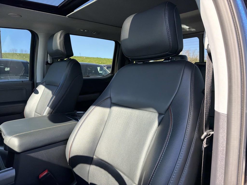 Used 2024 Ford F250 Lariat w/ Lariat Ultimate Package image 26