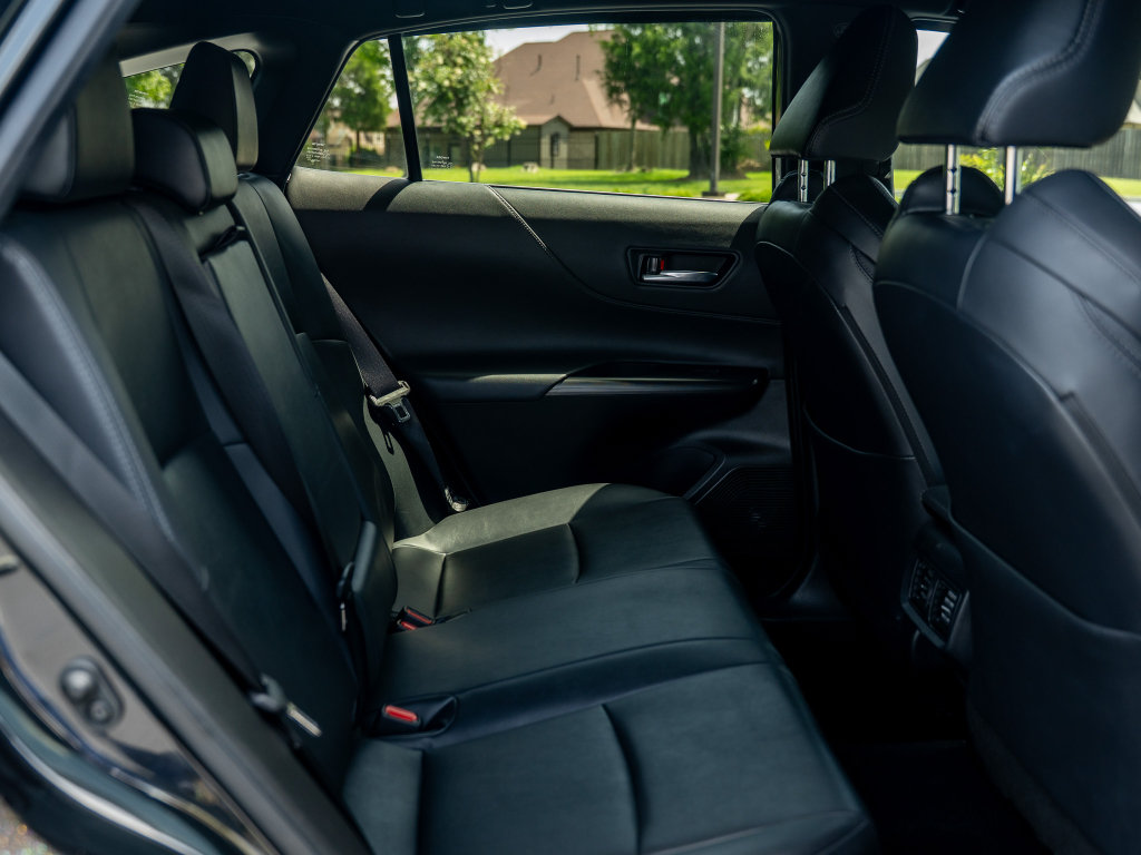 Used 2023 Toyota Venza Nightshade AWD/4WD image 16