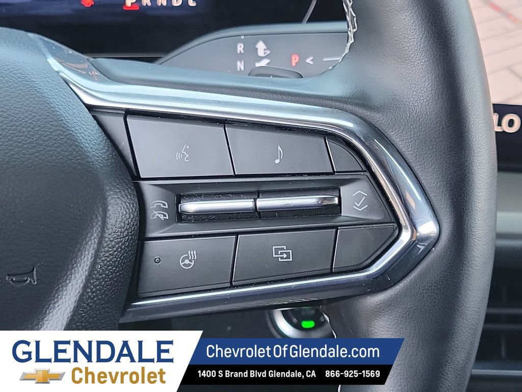 Certified 2025 Chevrolet Traverse LT FWD image 34