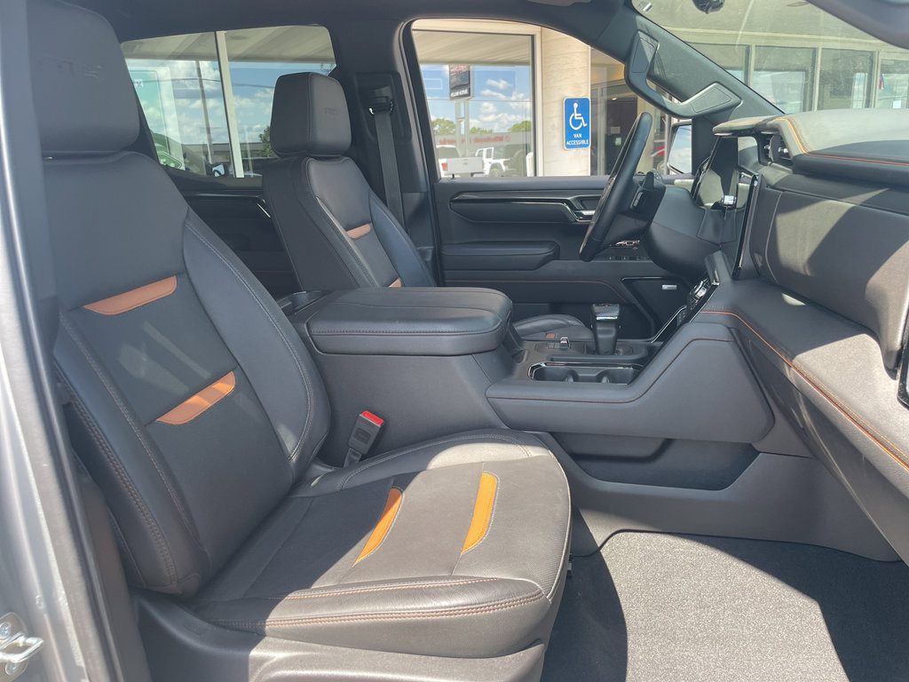 Used 2024 GMC Sierra 1500 AT4 w/ Technology Package image 26