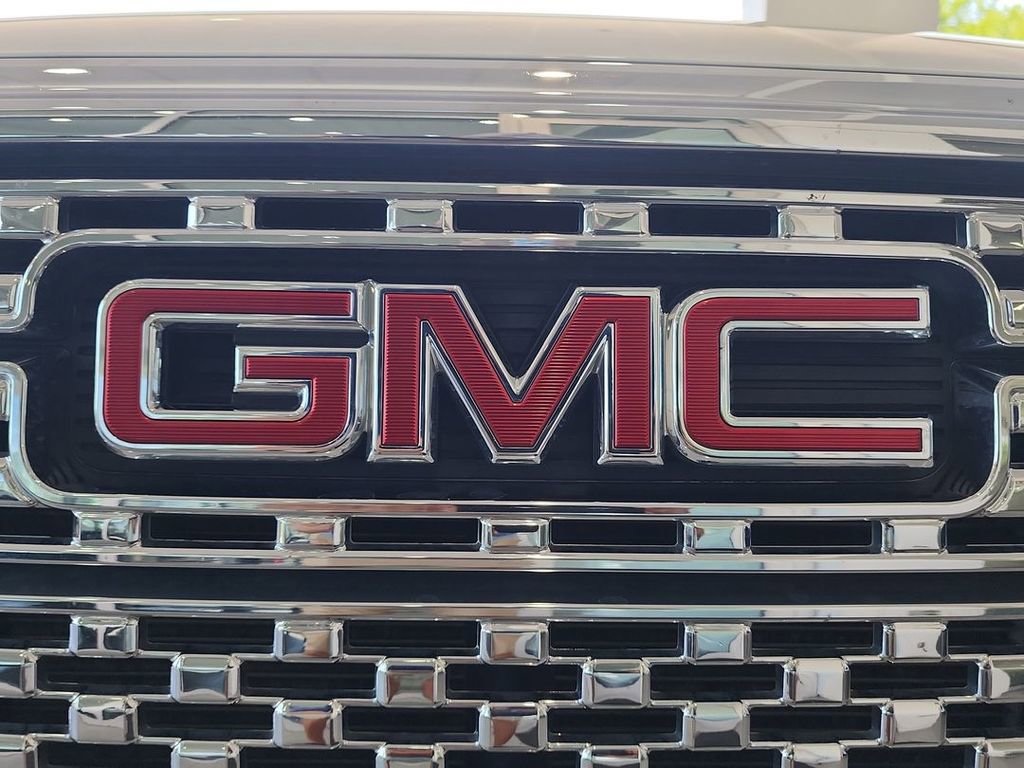 Certified 2018 GMC Acadia Denali w/ Technology Package FWD image 31