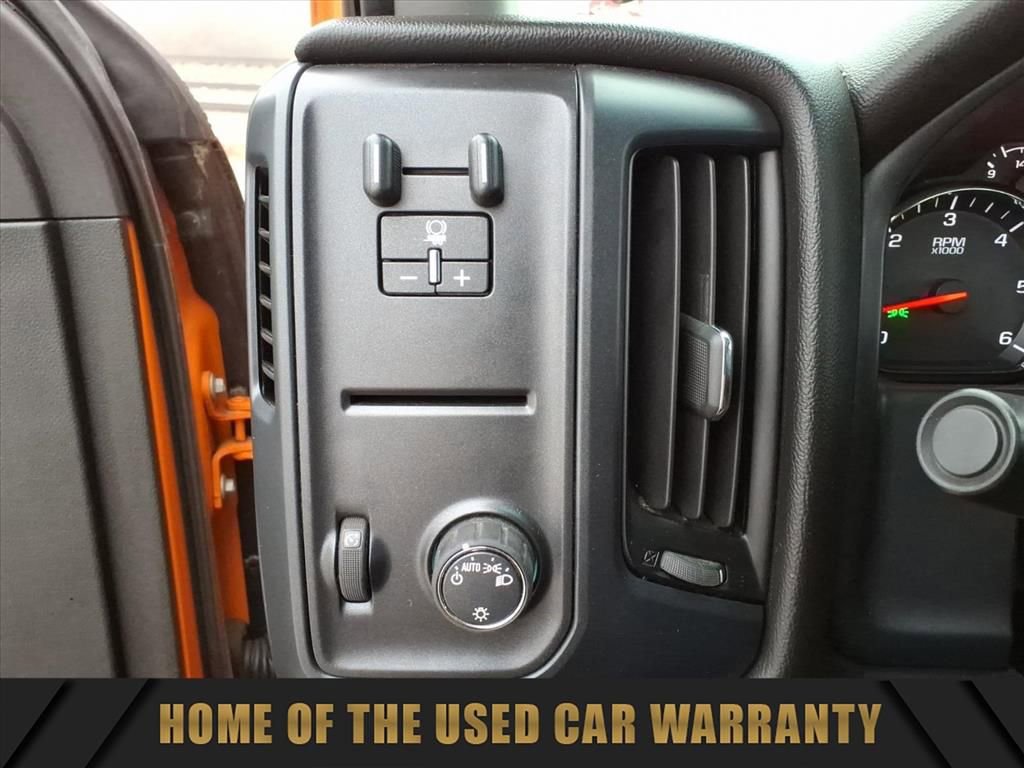 Used 2018 Chevrolet Silverado 2500 W/T image 18