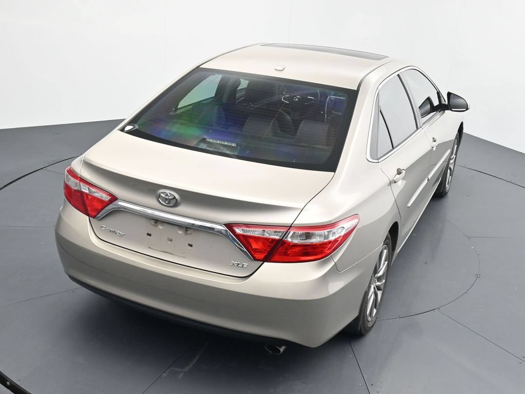 Used 2017 Toyota Camry XLE w/ Moonroof Package FWD image 14
