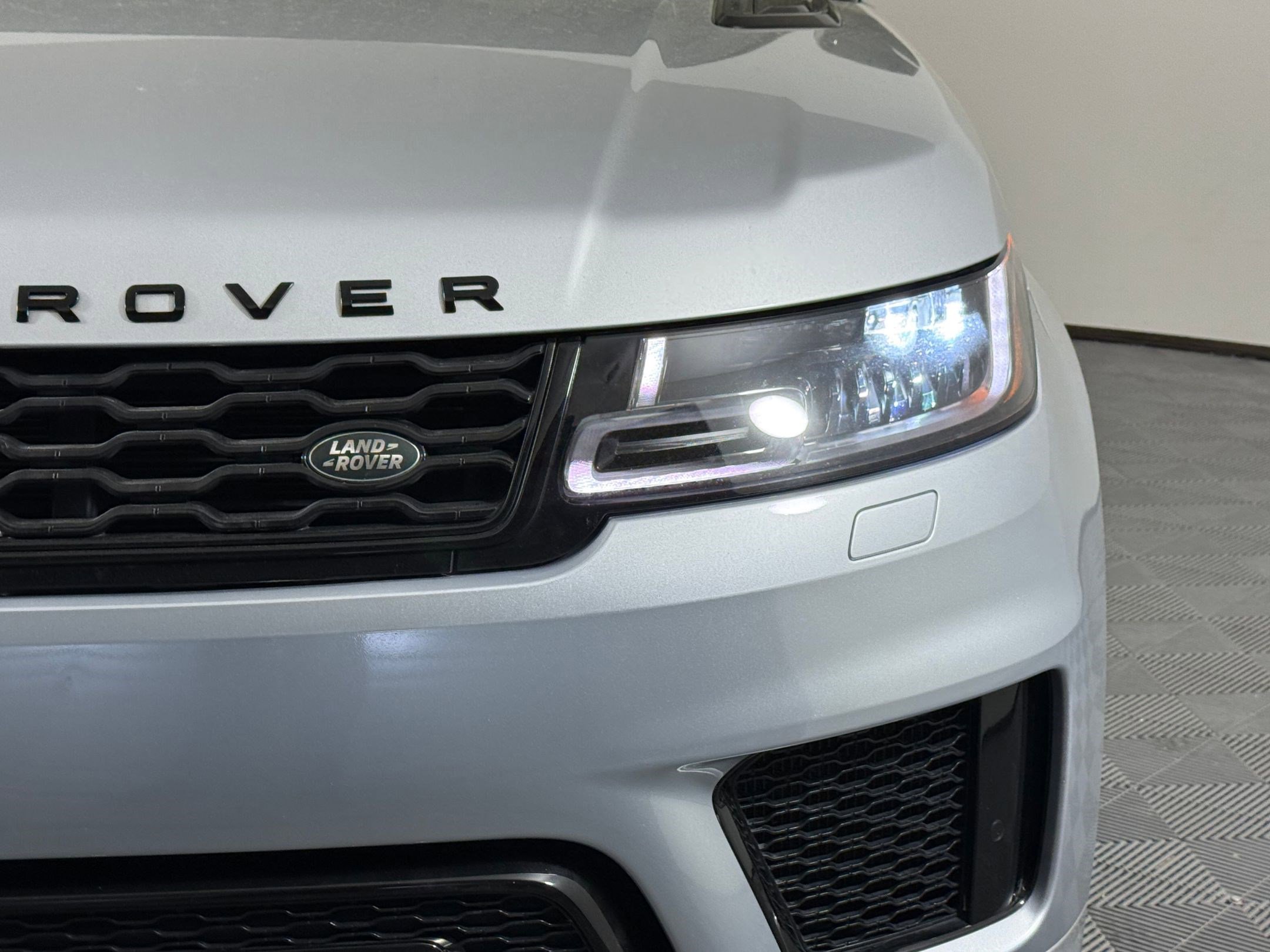 Used 2020 Land Rover Range Rover Sport HSE Dynamic image 11