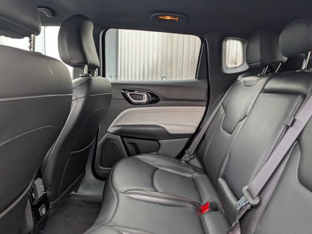 Used 2023 Jeep Compass Limited w/ Elite Group AWD/4WD image 16