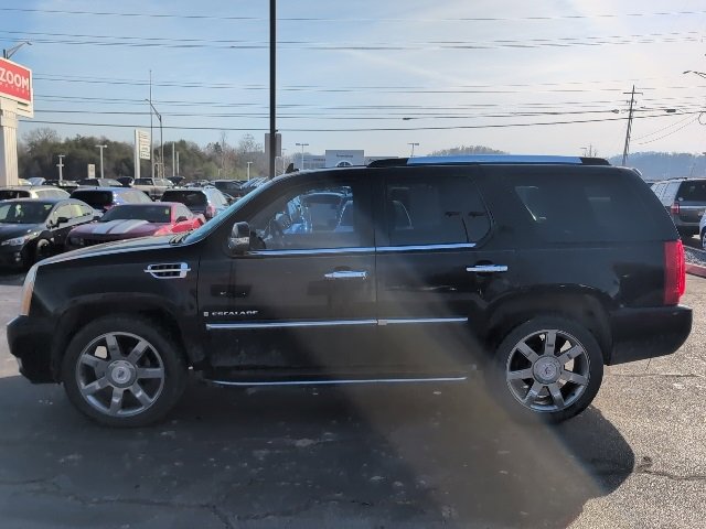 Used 2009 Cadillac Escalade AWD image 5