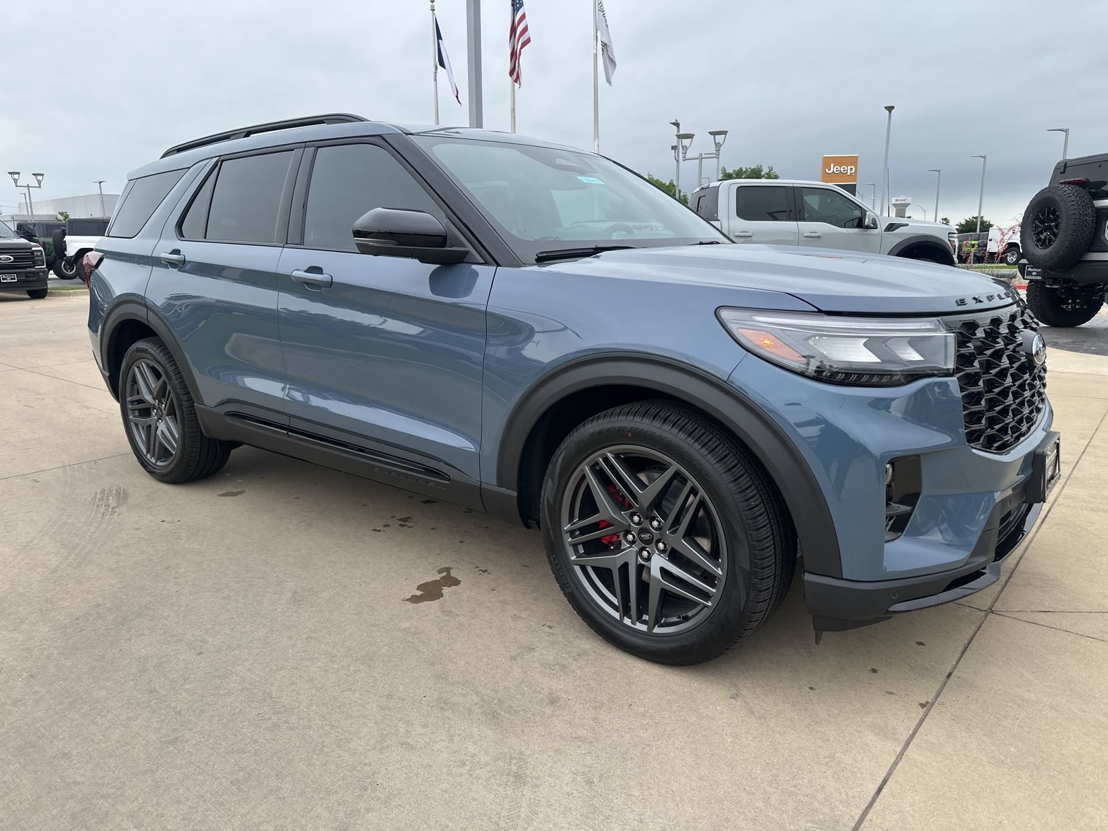 New 2026 Ford Explorer ST w/ Sun And Sound Package AWD/4WD image 8