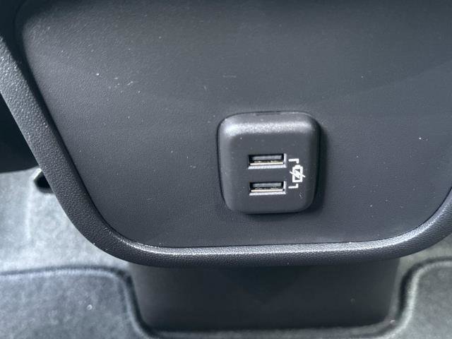 Used 2023 GMC Terrain SLE FWD image 24