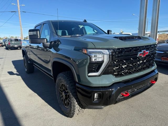 New 2026 Chevrolet Silverado 2500 ZR2 w/ LPO, Dark Essentials Package AWD/4WD image 2