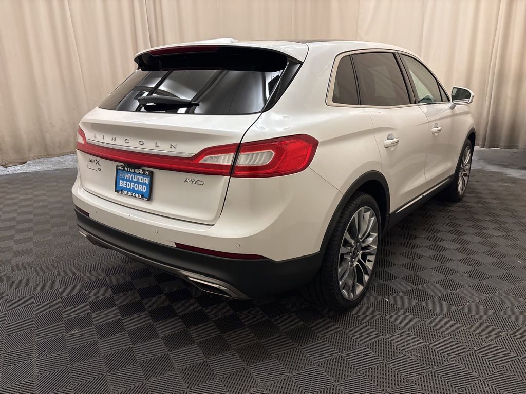 Used 2016 Lincoln MKX Reserve w/ Climate Package image 5