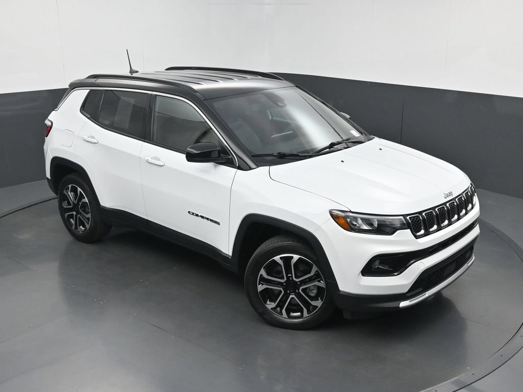 Used 2023 Jeep Compass Limited AWD/4WD image 30