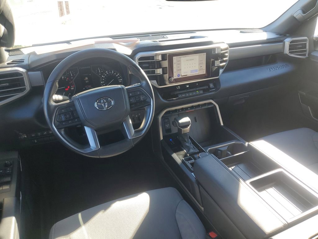 Used 2025 Toyota Tundra SR5 w/ SR5 Convenience Package image 12