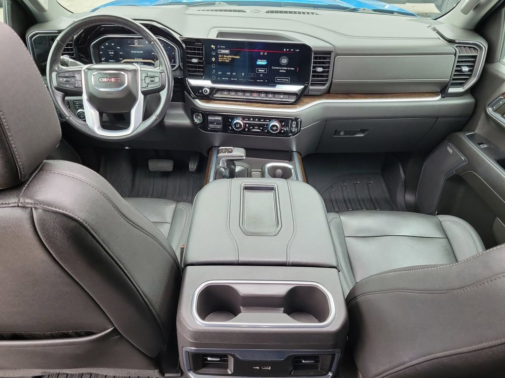 Used 2022 GMC Sierra 1500 Elevation w/ Elevation Premium Package AWD/4WD image 17