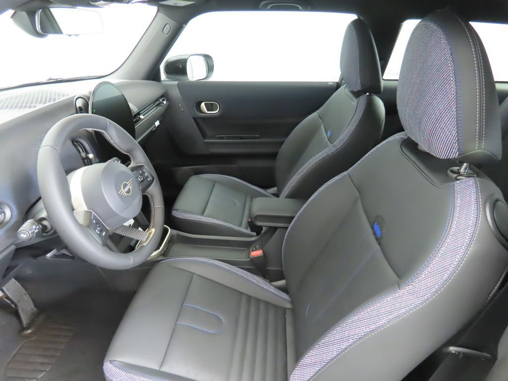 Used 2026 MINI Cooper 2-Door Hardtop image 20