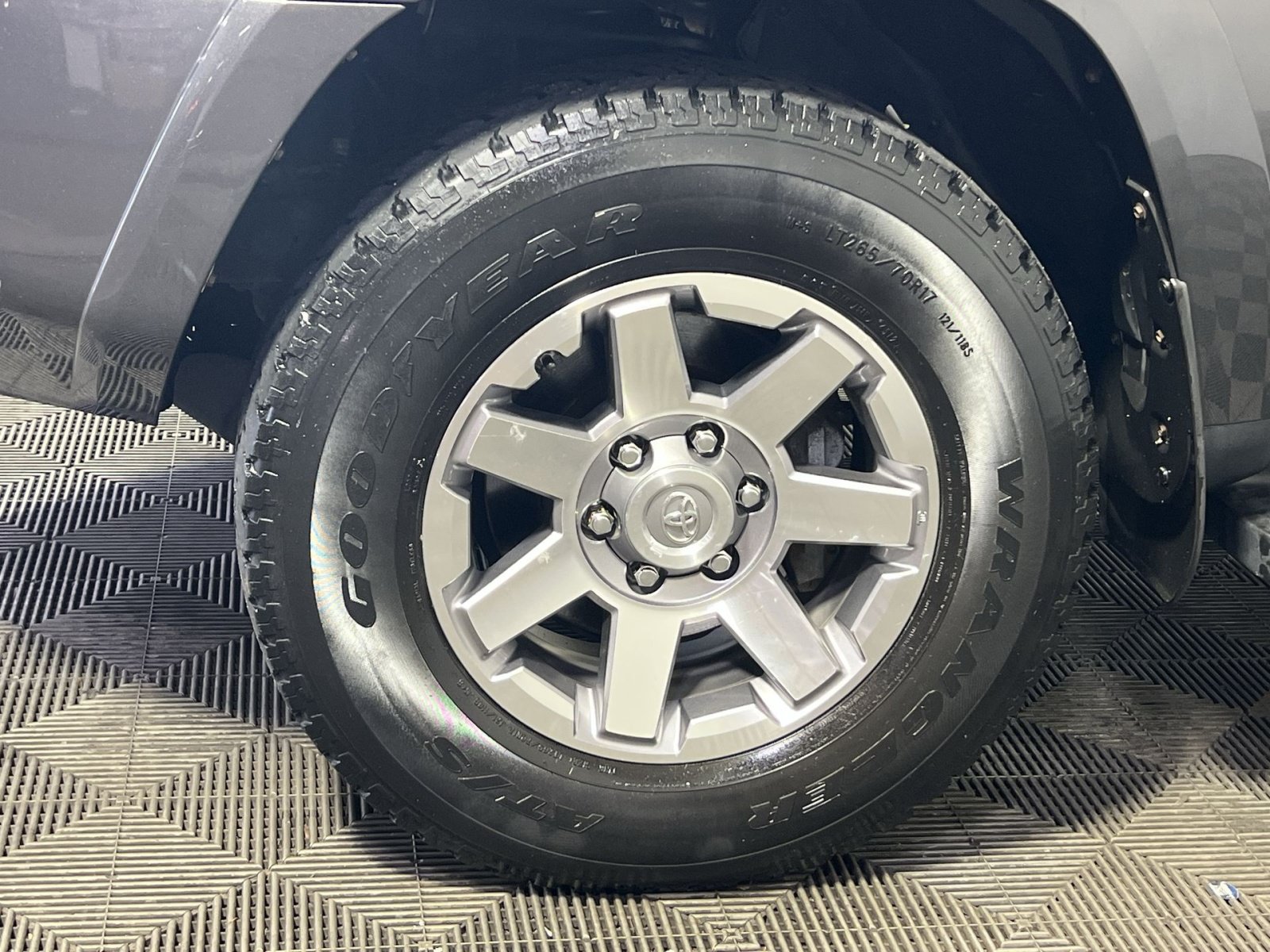 Used 2016 Toyota 4Runner Trail AWD/4WD image 12