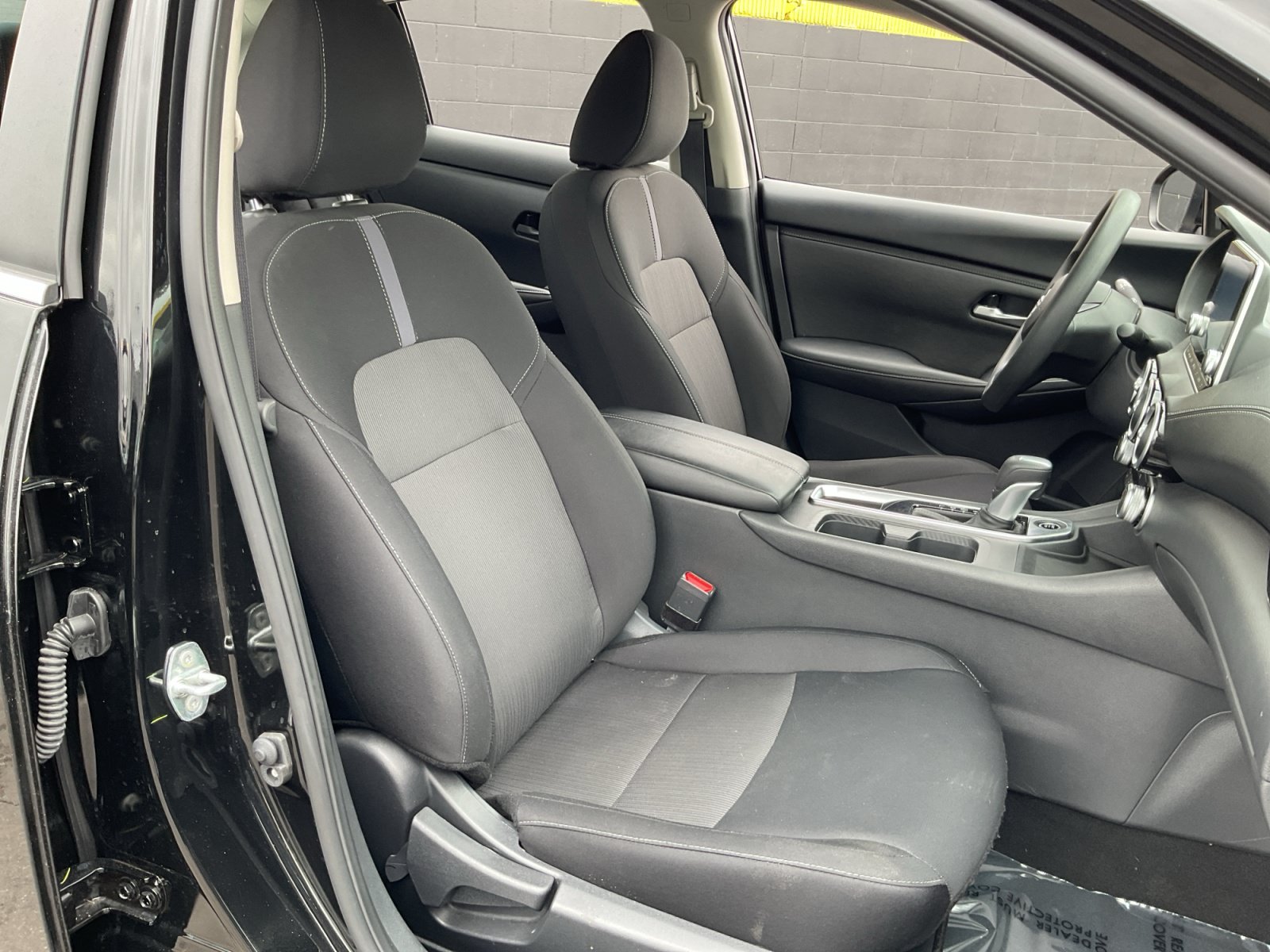Used 2025 Nissan Sentra SV FWD image 20