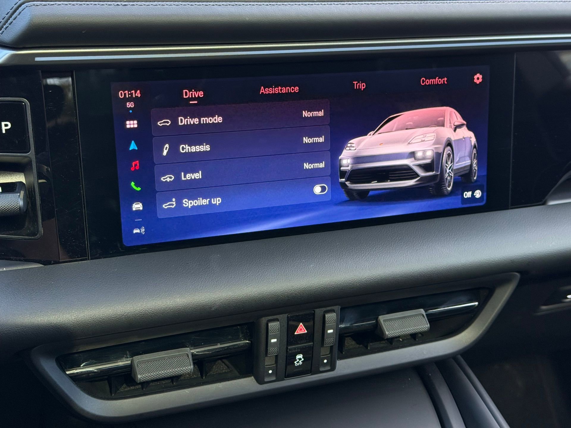 Used 2025 Porsche Macan 4 Electric image 20