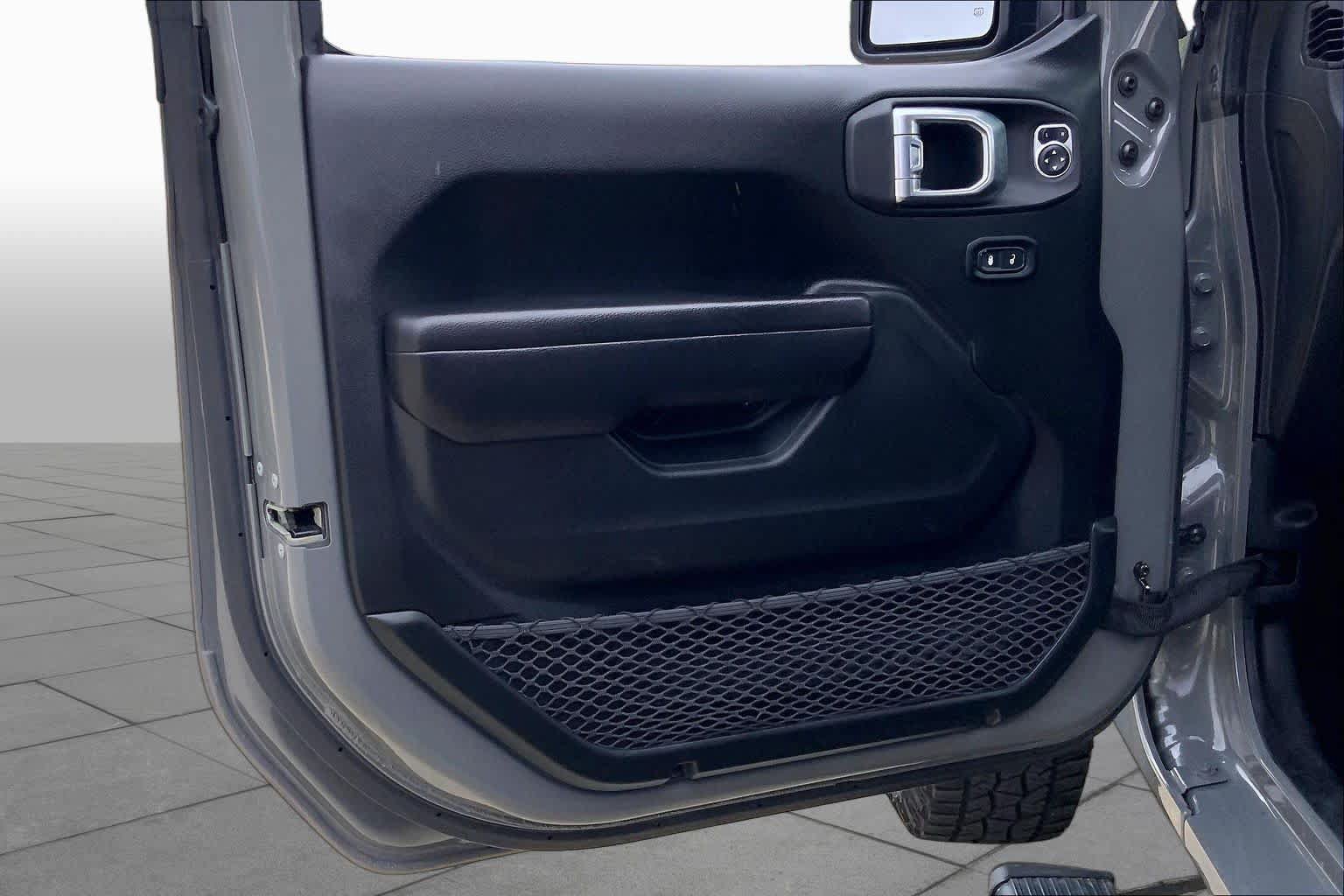 Used 2021 Jeep Wrangler Unlimited Sport AWD/4WD image 21