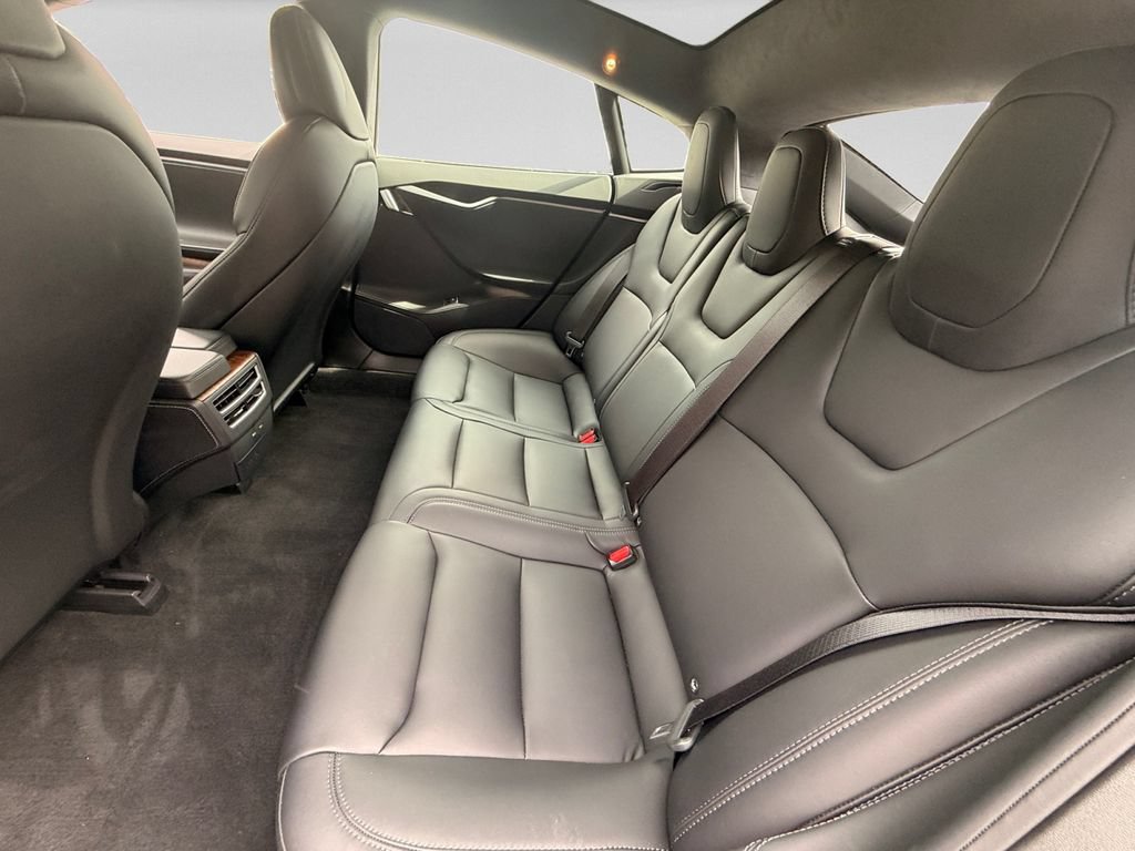 Used 2021 Tesla Model S Long Range Plus AWD/4WD image 28