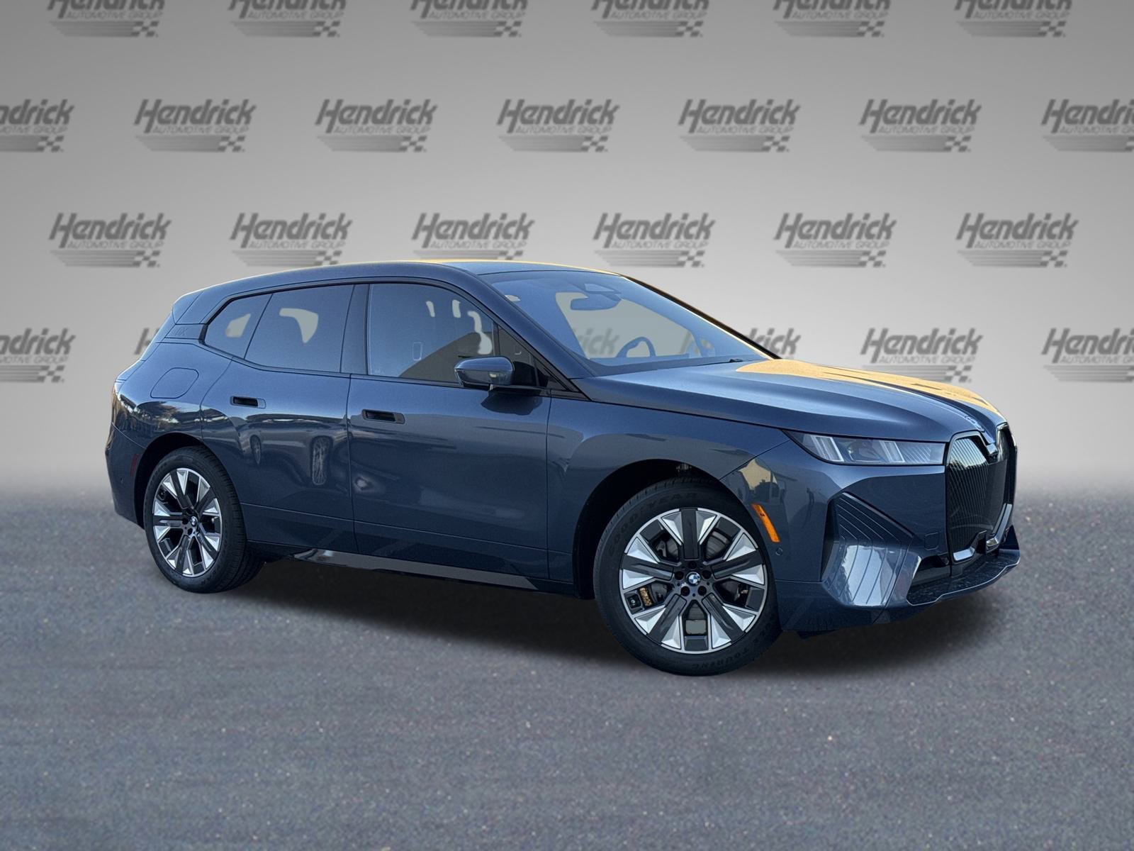 New 2026 BMW iX xDrive60 w/ Premium Package image 2
