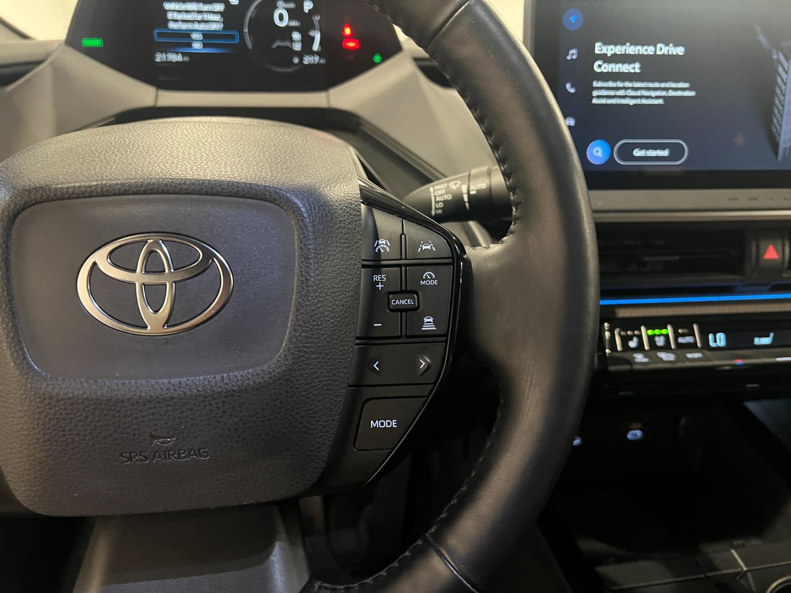 Used 2023 Toyota Prius Limited AWD/4WD image 13