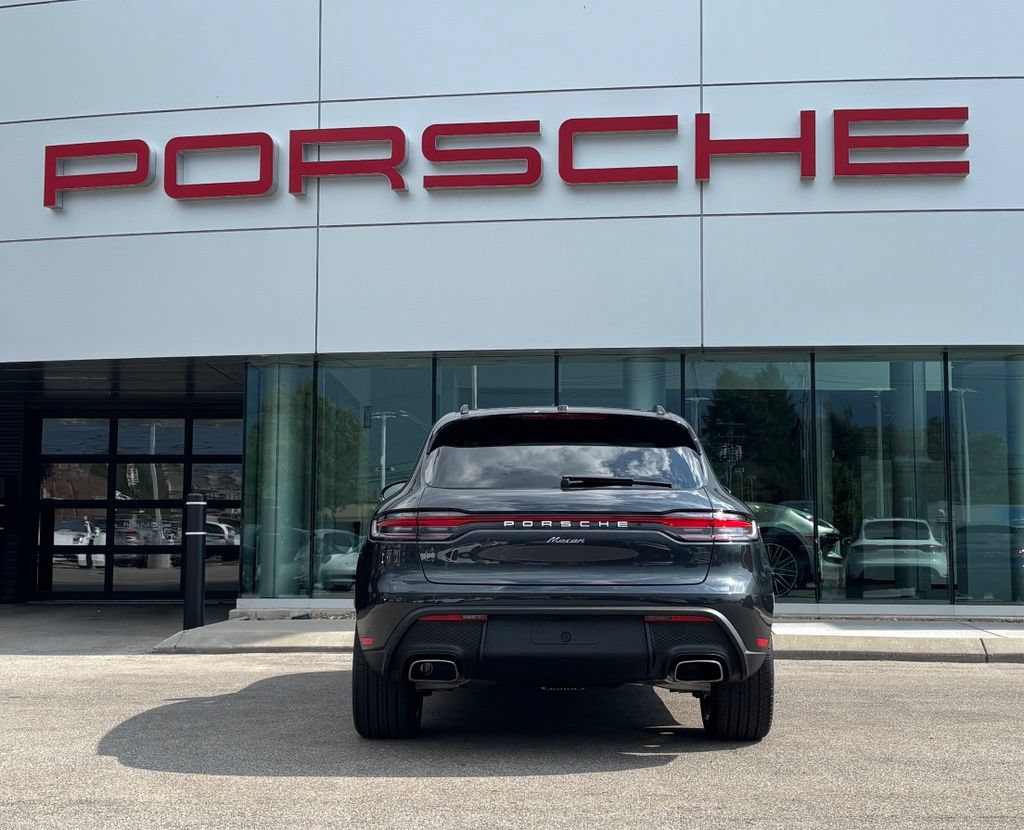 New 2026 Porsche Macan AWD/4WD image 8