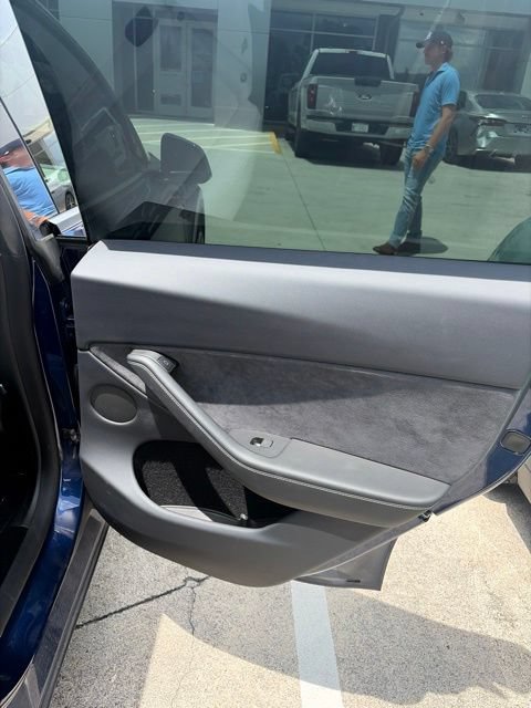 Used 2024 Tesla Model Y Performance AWD/4WD image 23