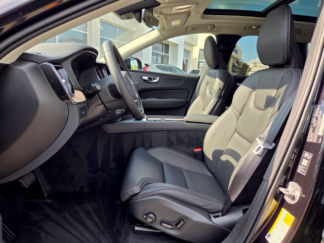 New 2027 Volvo XC60 B5 Ultra AWD/4WD image 7