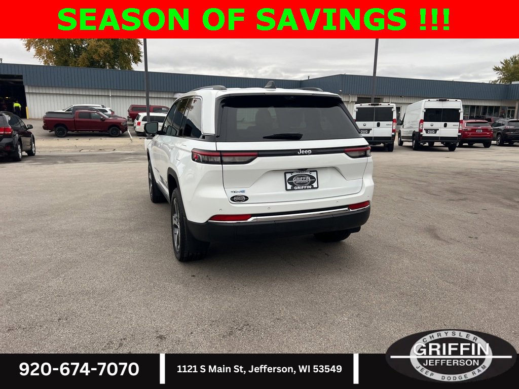 Used 2023 Jeep Grand Cherokee 4WD 4xe w/ Luxury Tech Group II image 13