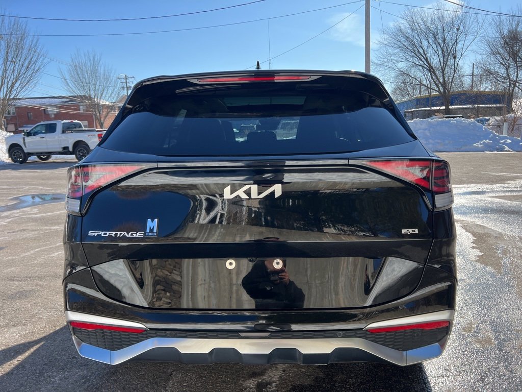 Certified 2023 Kia Sportage SX image 4