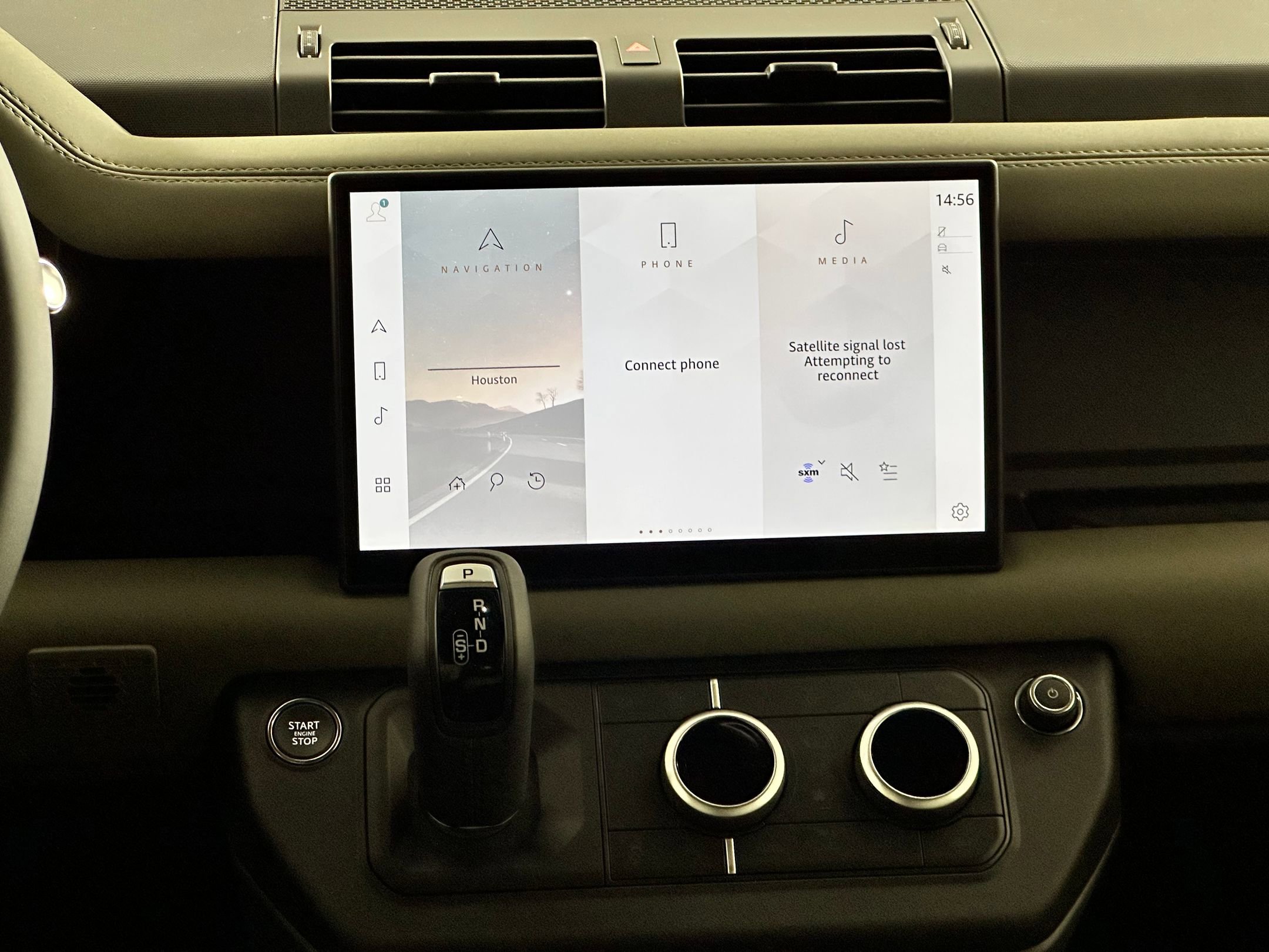 New 2025 Land Rover Defender 110 S image 22