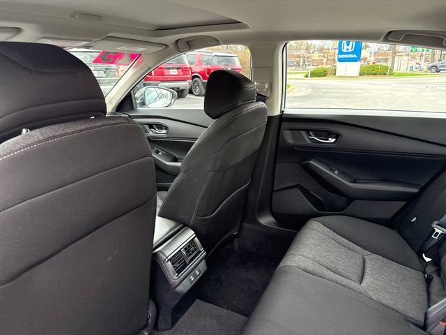 Certified 2025 Honda Accord SE image 21