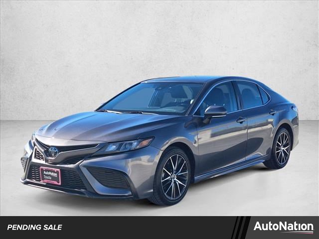 Used 2023 Toyota Camry SE image 1