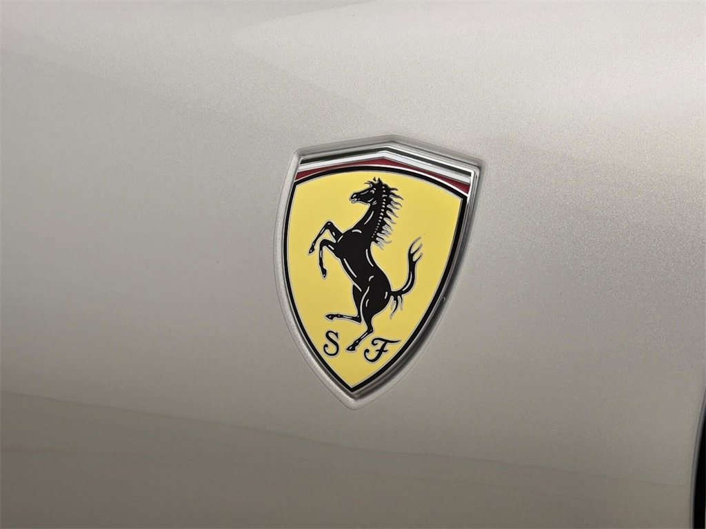 Used 2024 Ferrari Roma Spider image 16