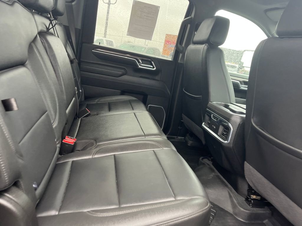 Used 2025 Chevrolet Silverado 2500 LTZ w/ LTZ Plus Package image 26