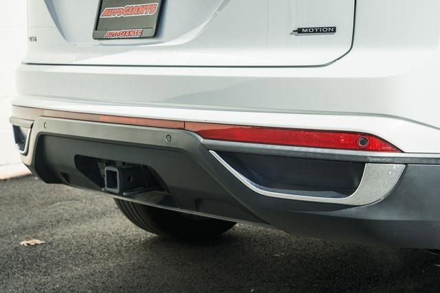 Used 2023 Volkswagen Atlas Cross Sport SE w/ Panoramic Sunroof Package image 10