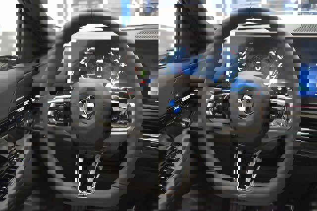 New 2026 BMW 530i xDrive w/ M Sport Package image 26