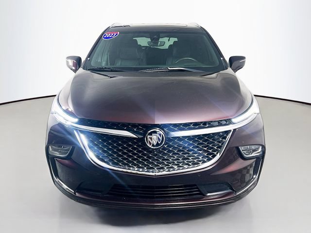 Used 2023 Buick Enclave Avenir w/ Avenir Technology Package FWD image 3