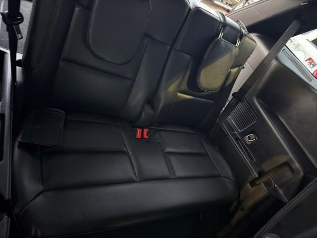 Used 2020 Ford Explorer XLT w/ Equipment Group 202A image 17