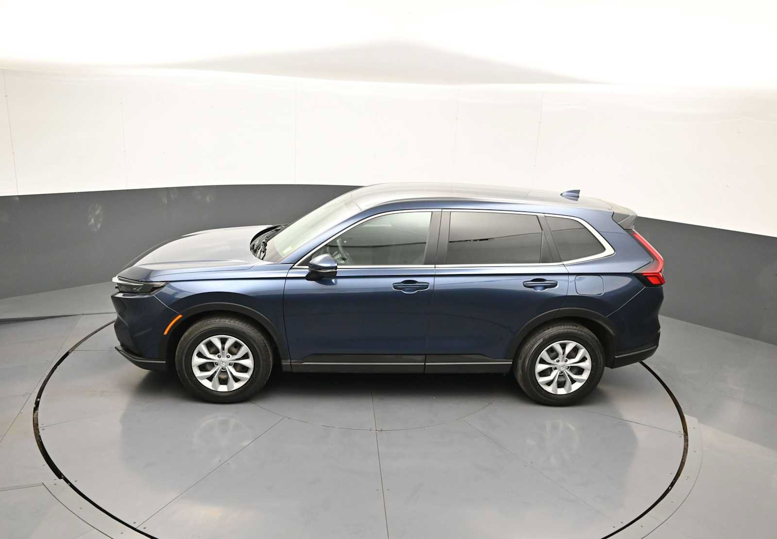 Certified 2025 Honda CR-V LX image 40