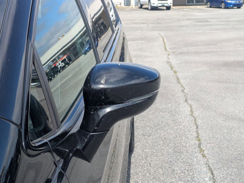 Used 2019 Chrysler Pacifica Limited w/ S Appearance Package image 13