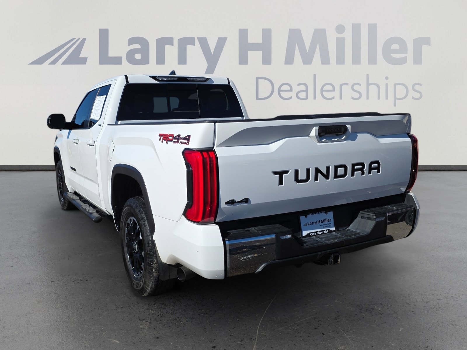 Used 2024 Toyota Tundra SR5 image 3