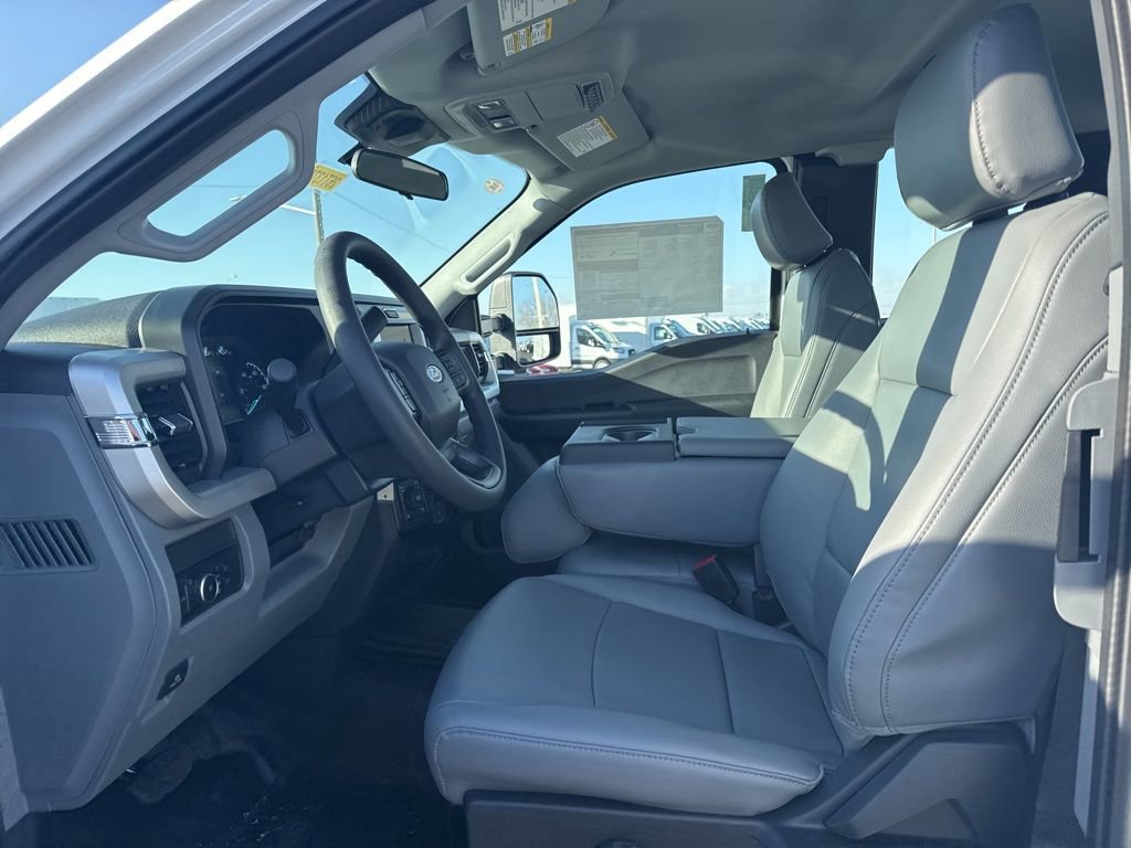New 2026 Ford F250 XL w/ FX4 Off-Road Package image 24