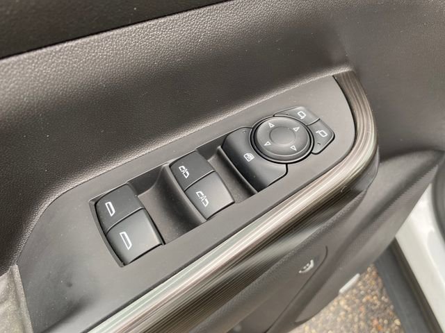 Used 2022 GMC Acadia SLT w/ LPO, Floor Liner Package FWD image 17