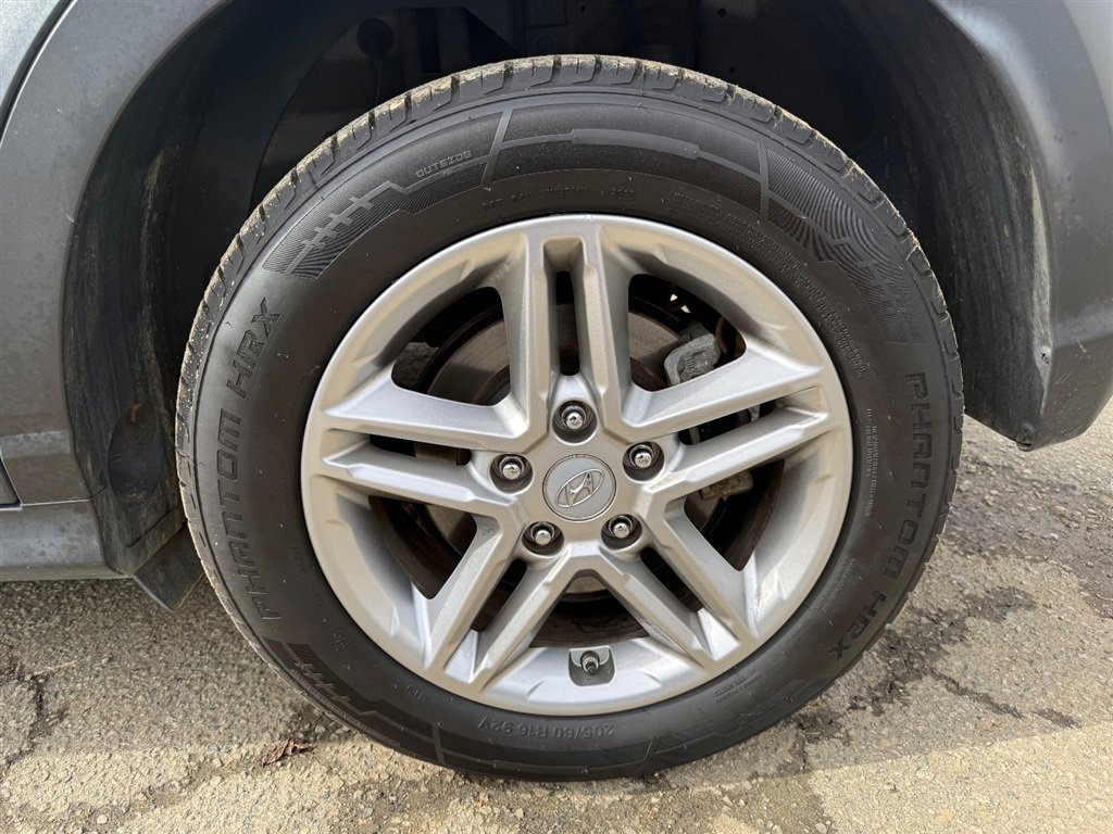 Used 2021 Hyundai Kona SE AWD/4WD image 36