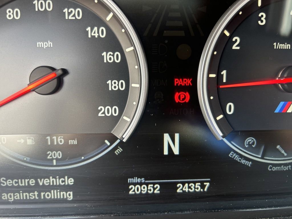 Used 2016 BMW M6 Convertible image 42