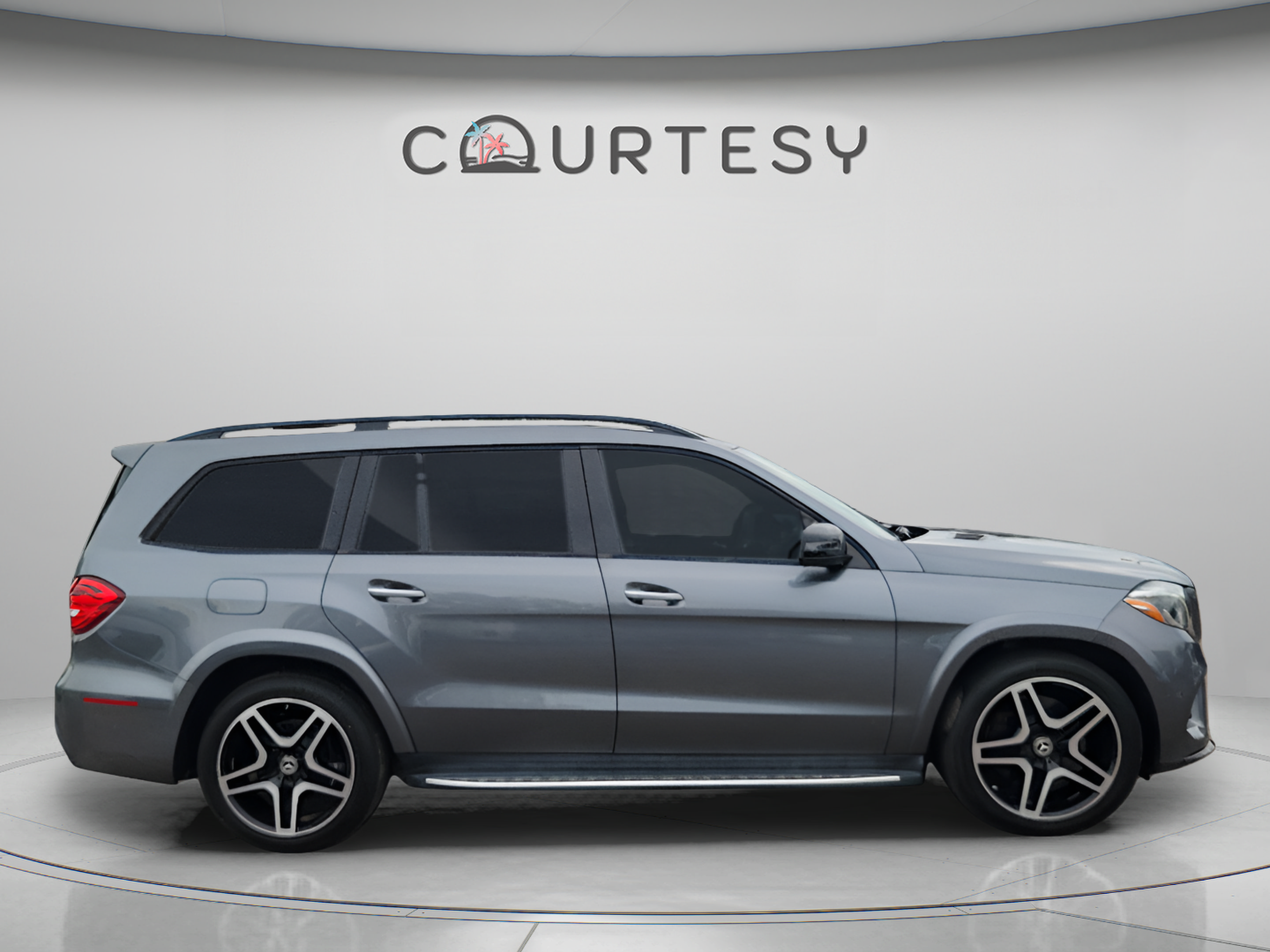 Used 2019 Mercedes-Benz GLS 550 4MATIC image 6