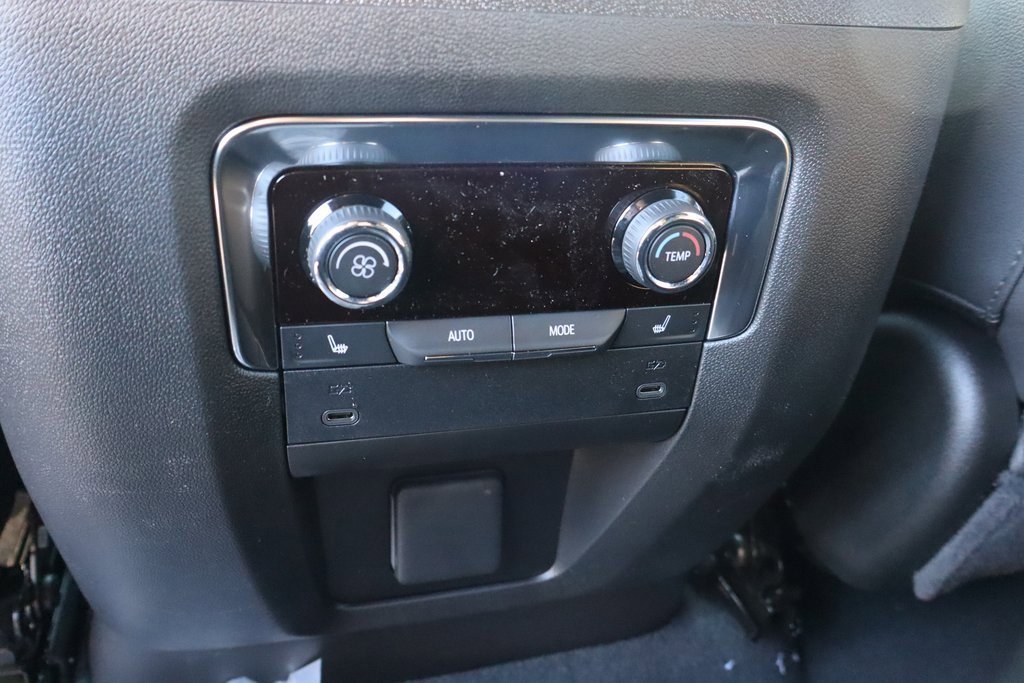 New 2026 Chevrolet Suburban High Country image 26